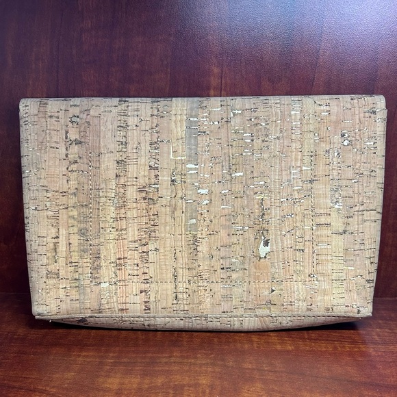 J. Crew Cork Textured Clutch.    Excellent Condition - Picture 2 of 7